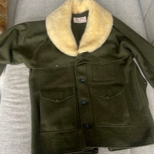 Filson Mackinaw packer coat Large or size 44. Like new